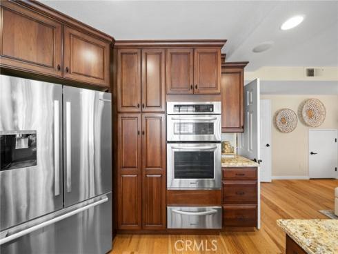 19281  Meadowood  , Huntington Beach, CA