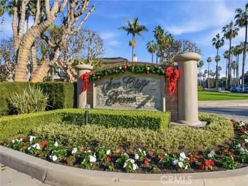 19281  Meadowood  , Huntington Beach, CA