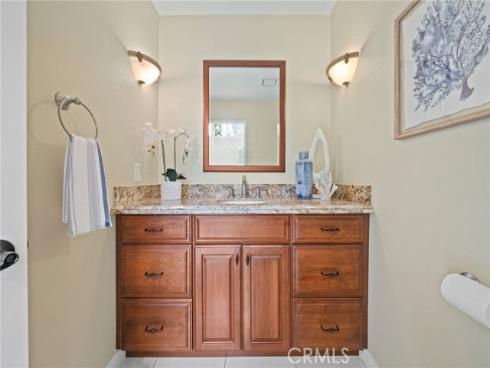 19281  Meadowood  , Huntington Beach, CA