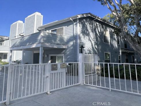 16960  Algonquin  3-204 , Huntington Beach, CA