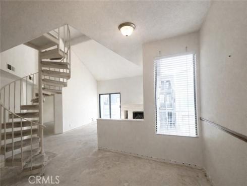 16960  Algonquin  3-204 , Huntington Beach, CA