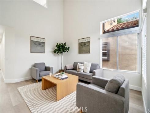 526 12th , Huntington Beach, CA