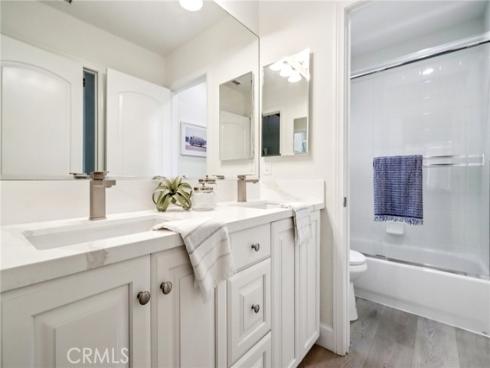 526 12th , Huntington Beach, CA