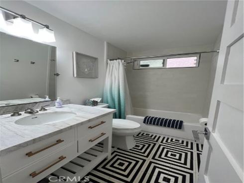 218 16th B Street, Huntington Beach, CA