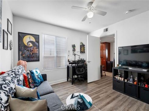 4831  Lago  302 , Huntington Beach, CA