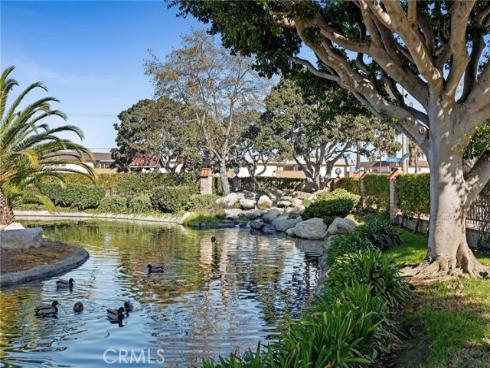 4831  Lago  302 , Huntington Beach, CA