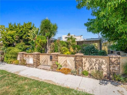 1824 Park Street, Huntington Beach, CA