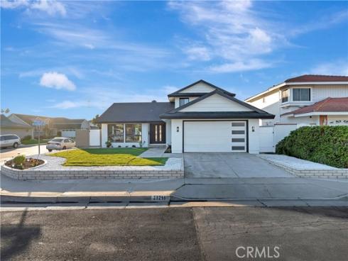 21211 Binghampton Circle