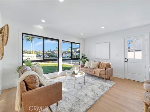 21211 Binghampton Circle, Huntington Beach, CA