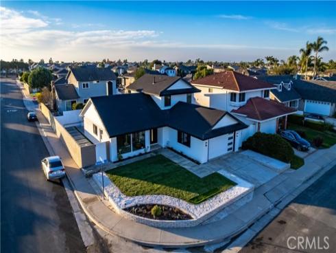 21211 Binghampton Circle, Huntington Beach, CA