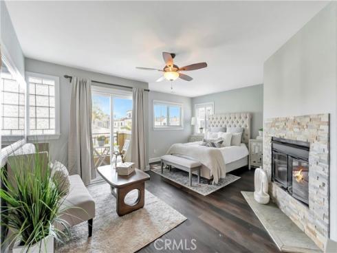 621 8th Street, Huntington Beach, CA