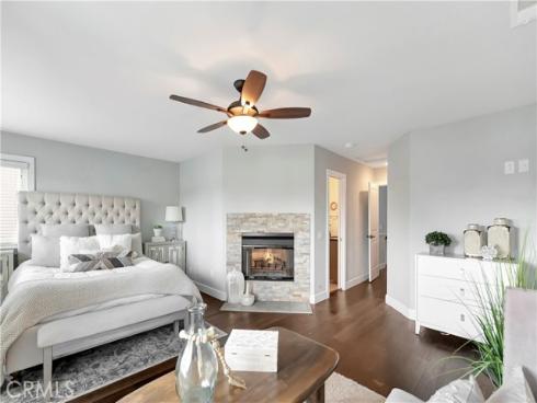 621 8th Street, Huntington Beach, CA