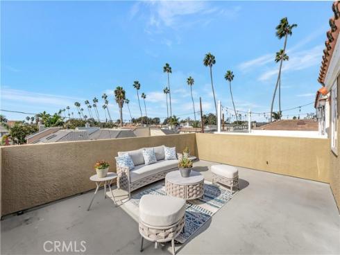 621 8th Street, Huntington Beach, CA
