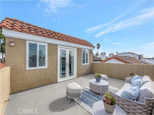 621 8th Street, Huntington Beach, CA
