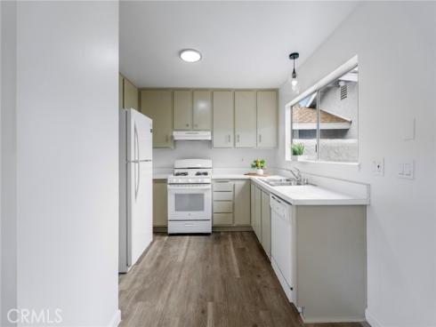 9594  Pettswood  4 , Huntington Beach, CA