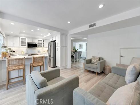 19305  Champion   Lane, Huntington Beach, CA