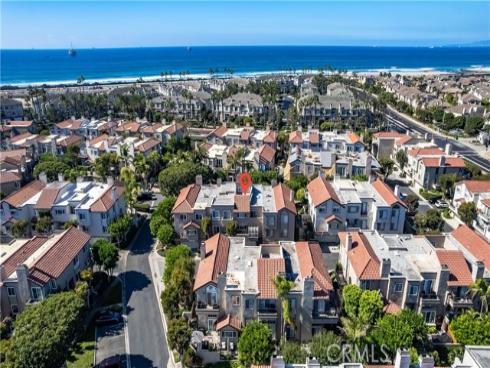 19305  Champion   Lane, Huntington Beach, CA