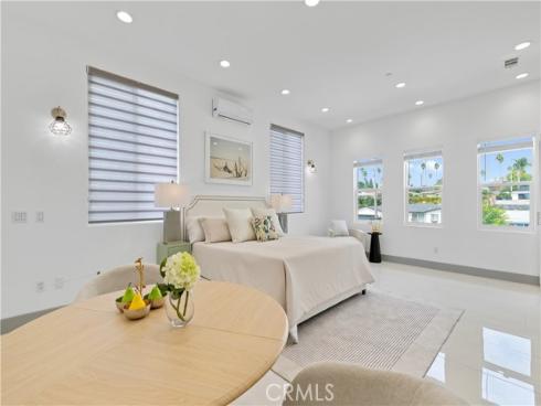 7702 Alberta , Huntington Beach, CA