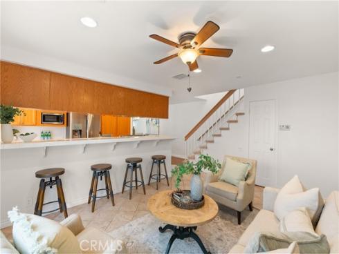 19126  Queensport  A  Lane, Huntington Beach, CA