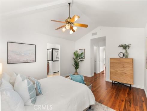 19126  Queensport  A  Lane, Huntington Beach, CA