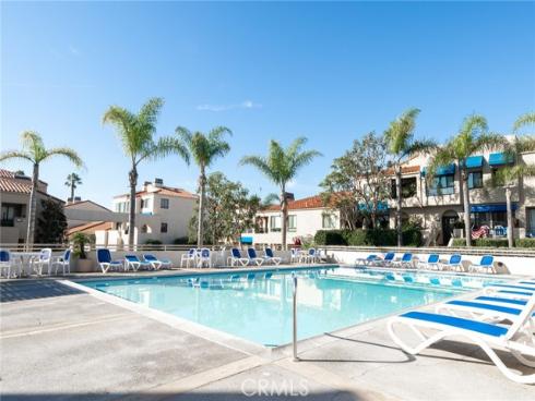 16425  Martin   Lane, Huntington Beach, CA