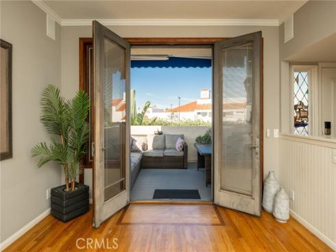 16425  Martin   Lane, Huntington Beach, CA