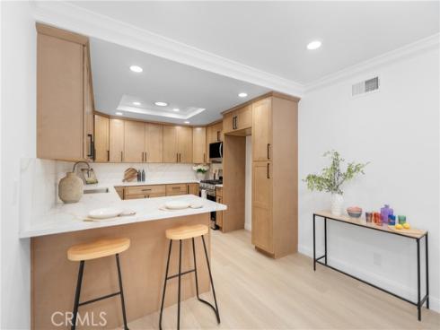 17391  Meer   Circle, Huntington Beach, CA