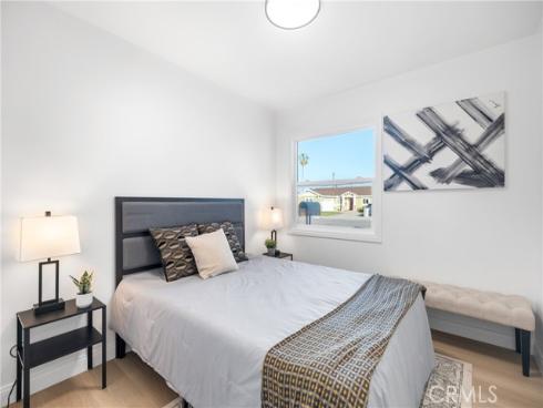 17391  Meer   Circle, Huntington Beach, CA