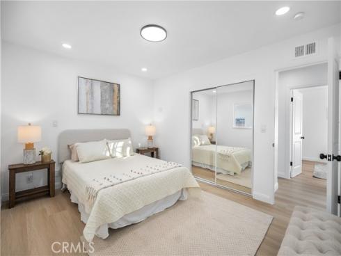 17391  Meer   Circle, Huntington Beach, CA