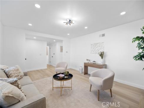 17391  Meer   Circle, Huntington Beach, CA