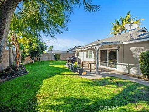 5632  Nevada  , Huntington Beach, CA