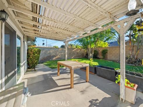 5632  Nevada  , Huntington Beach, CA