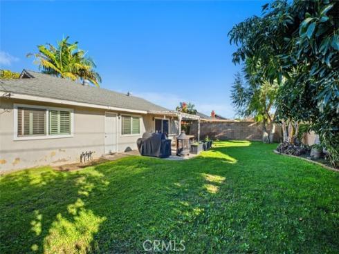 5632  Nevada  , Huntington Beach, CA