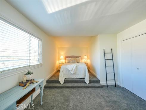 6781  Defiance  , Huntington Beach, CA