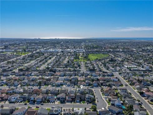 6781  Defiance  , Huntington Beach, CA