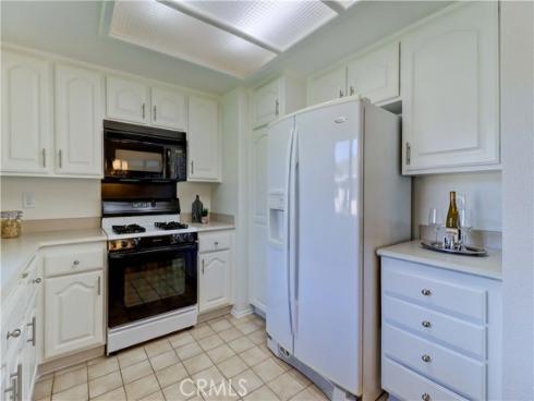 8566  Sierra  911-D , Huntington Beach, CA