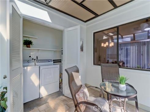 8566  Sierra  911-D , Huntington Beach, CA