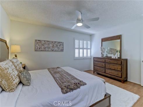 8566  Sierra  911-D , Huntington Beach, CA