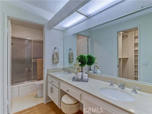 8566  Sierra  911-D , Huntington Beach, CA