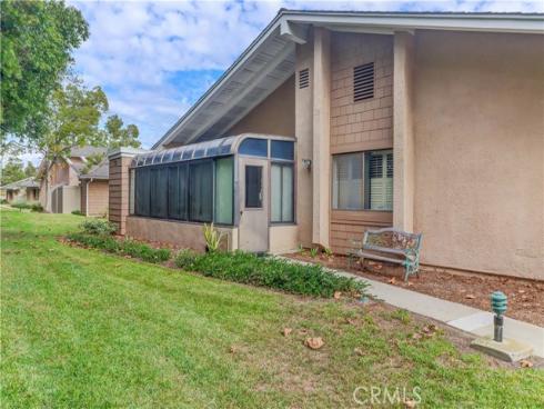 8566  Sierra  911-D , Huntington Beach, CA