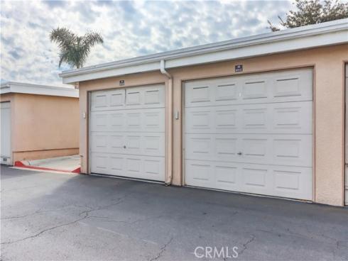 8566  Sierra  911-D , Huntington Beach, CA