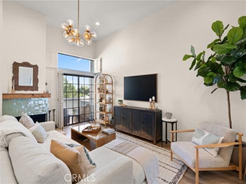 20212  Sealargo  203  Lane, Huntington Beach, CA