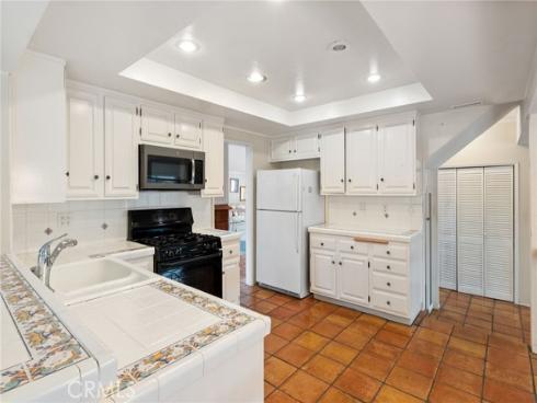 4232 Pierson Drive, Huntington Beach, CA