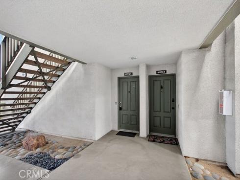 8777  Coral Springs  8C  Court, Huntington Beach, CA