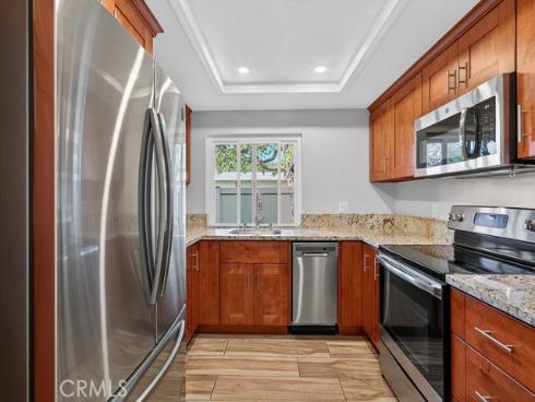 8777  Coral Springs  8C  Court, Huntington Beach, CA