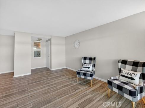 8777  Coral Springs  8C  Court, Huntington Beach, CA