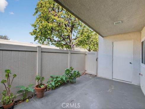 8777  Coral Springs  8C  Court, Huntington Beach, CA