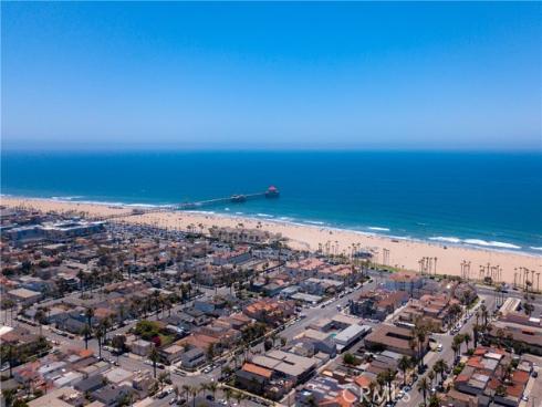 18723 Chapel Lane , Huntington Beach, CA