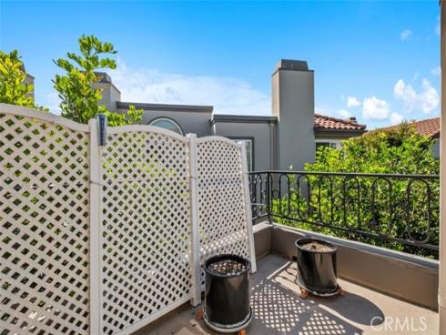 19373  Peachtree  , Huntington Beach, CA