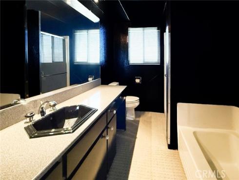 8409 Dory , Huntington Beach, CA